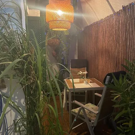 2-6 * Playa del Ingles (Gran Canaria)