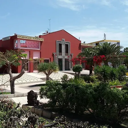 2-6 * Playa del Ingles (Gran Canaria)